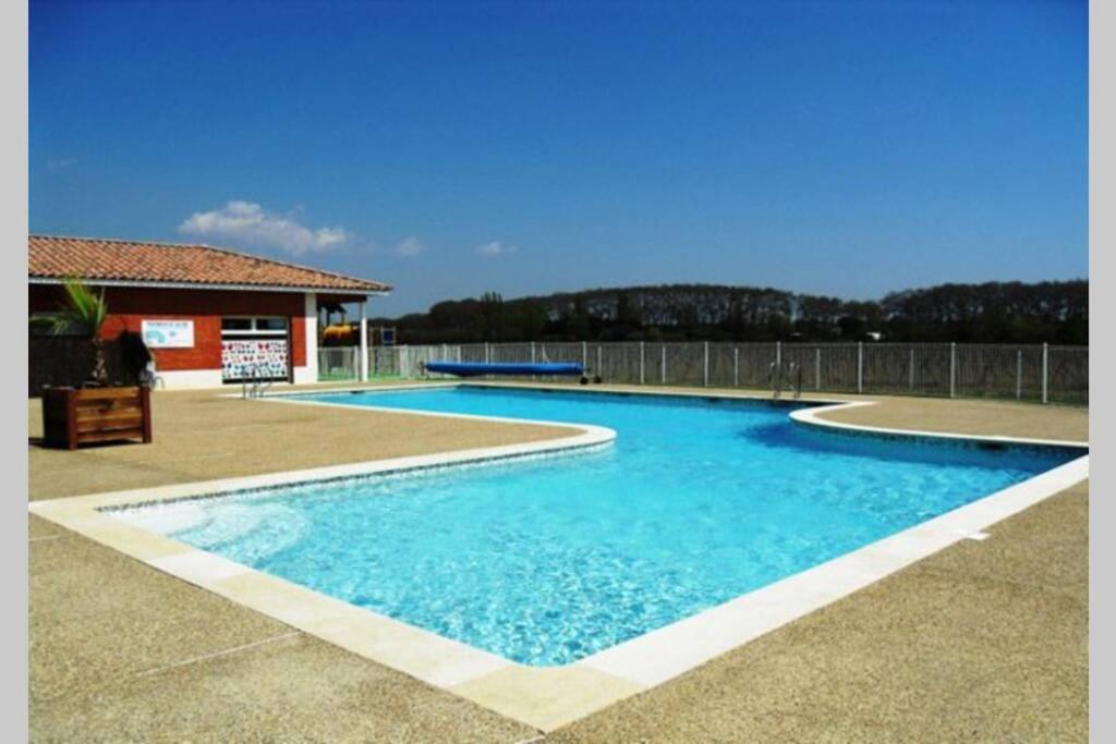 Maison De Vacances Proche Du Canal Du Midi Et De La Mer 科隆比耶尔 外观 照片